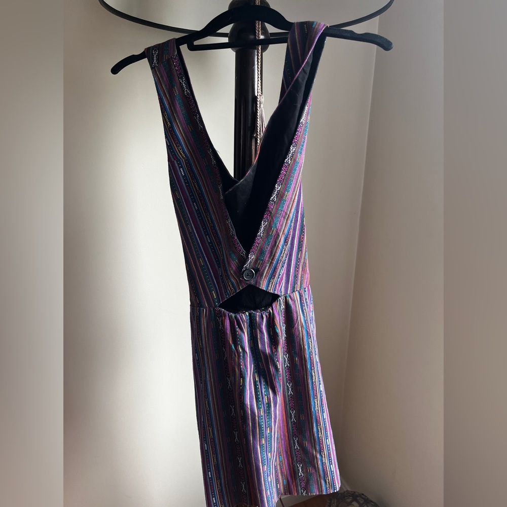 Cute Patterned Dress - Picture 5 of 11